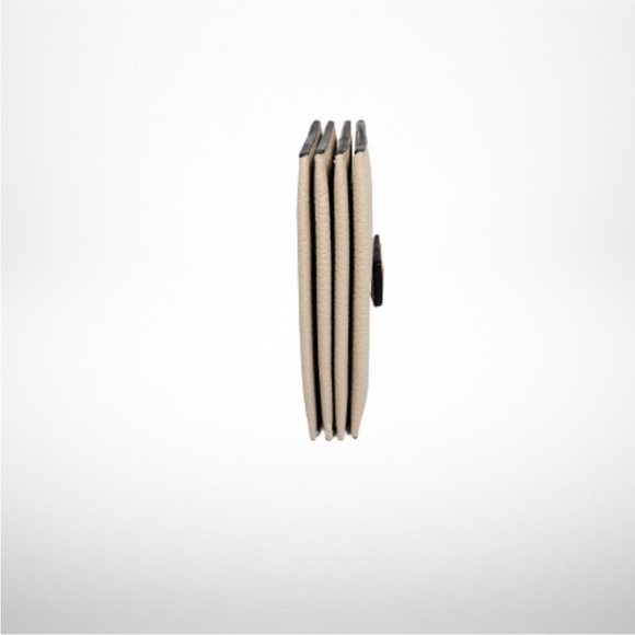 Auth Loewe Soft Grain Accordion Calfskin Wallet/Cardholder - Picture 11 of 11